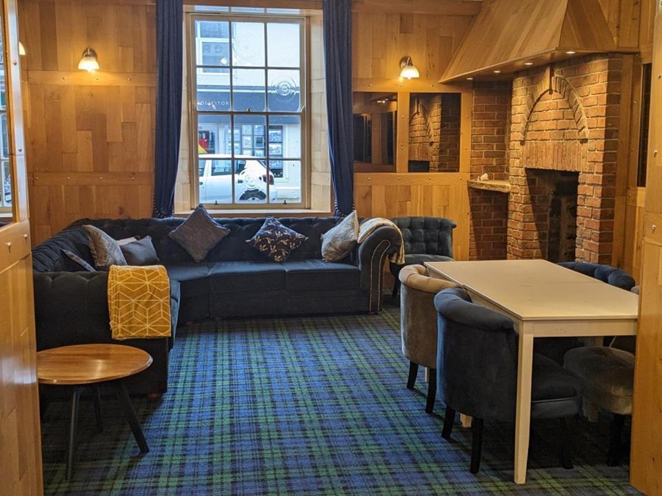 Crown Hotel Langholm Exterior foto